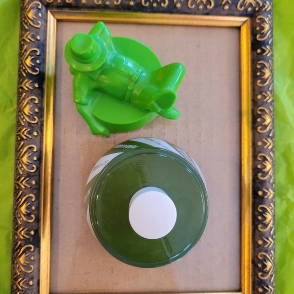 Cute & Kitschy Vintage Avon Man's Decision Maker Decanter ~ FINAL PRICE! - Picture 13 of 13